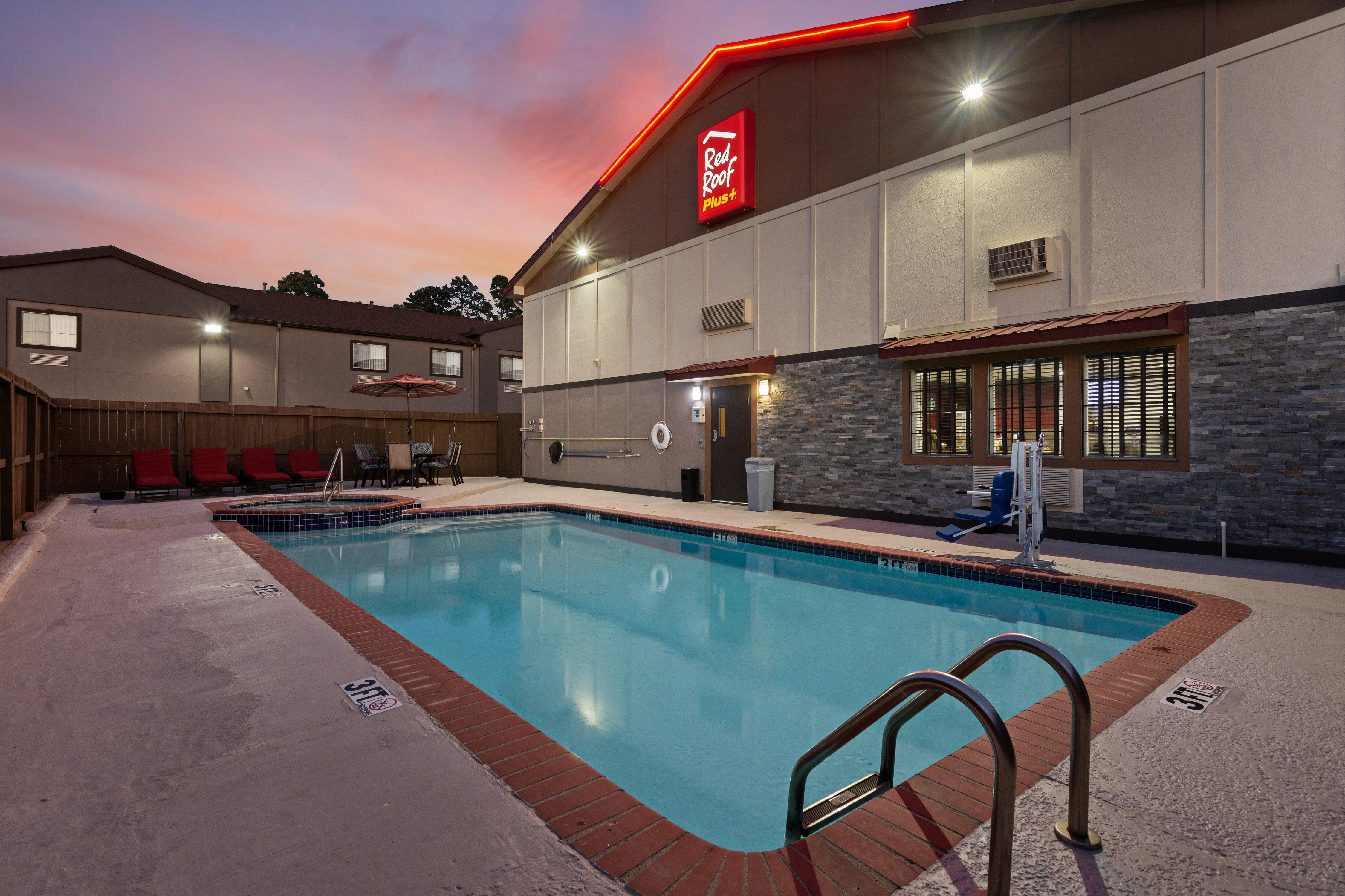 Red Roof Inn Plus+ Huntsville Zewnętrze zdjęcie