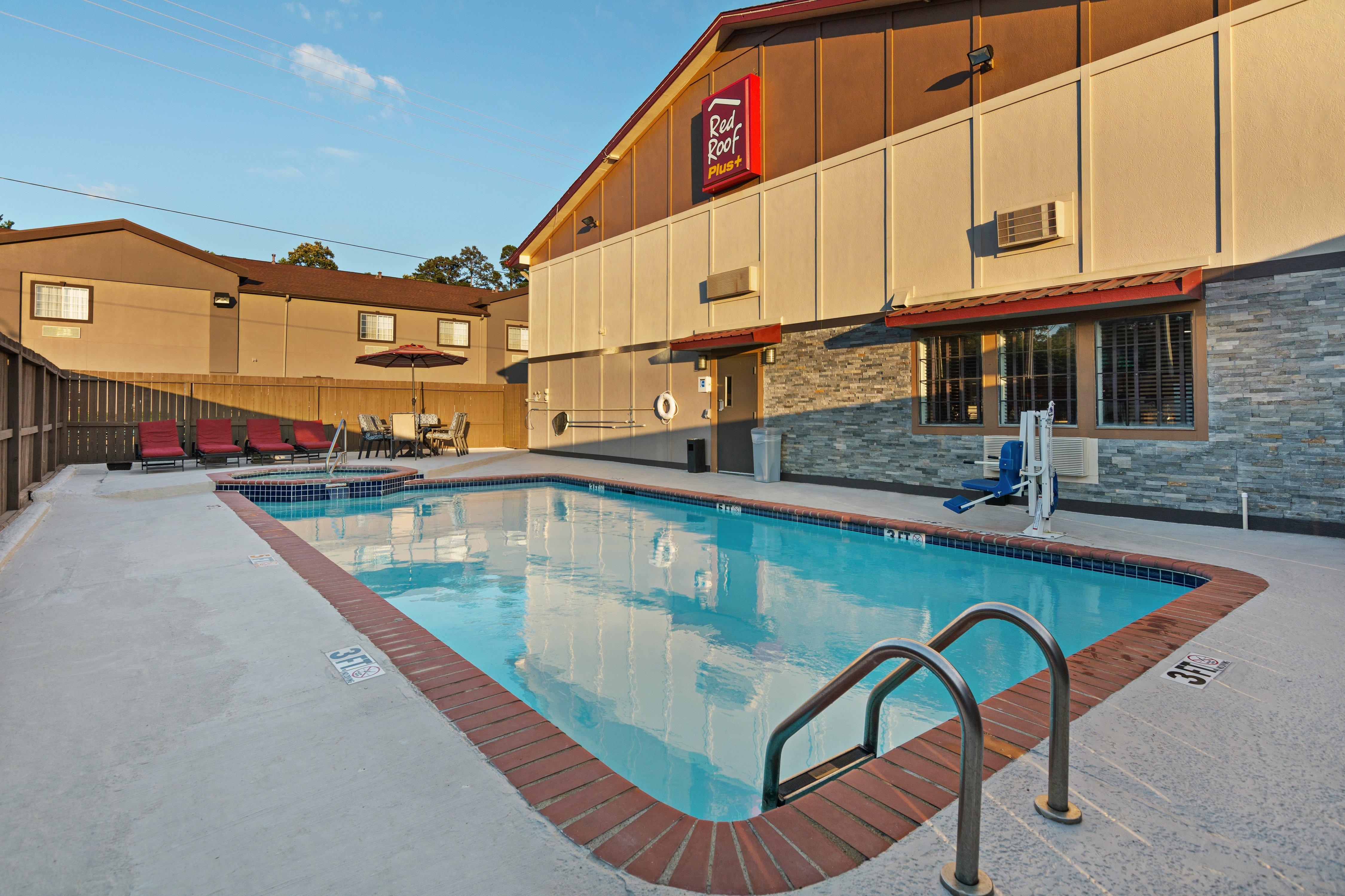 Red Roof Inn Plus+ Huntsville Zewnętrze zdjęcie